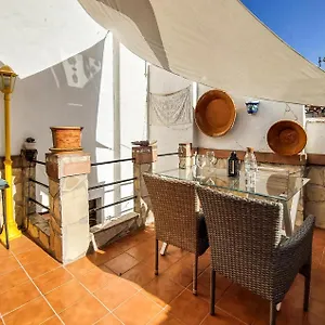 2 Bedroom Cozy In Сasa de vacaciones